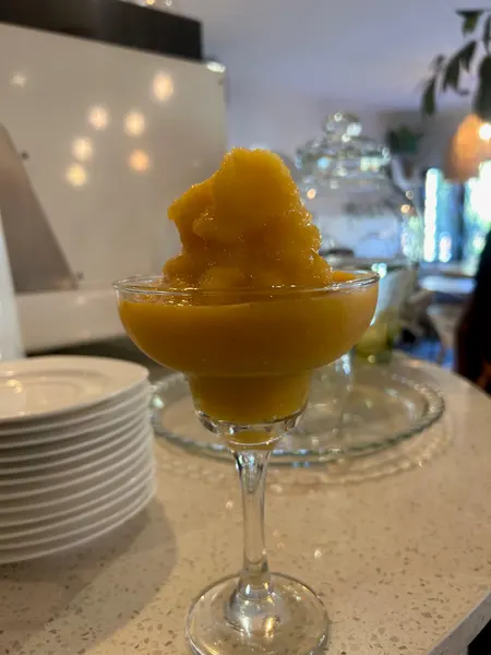 Cafe Mira